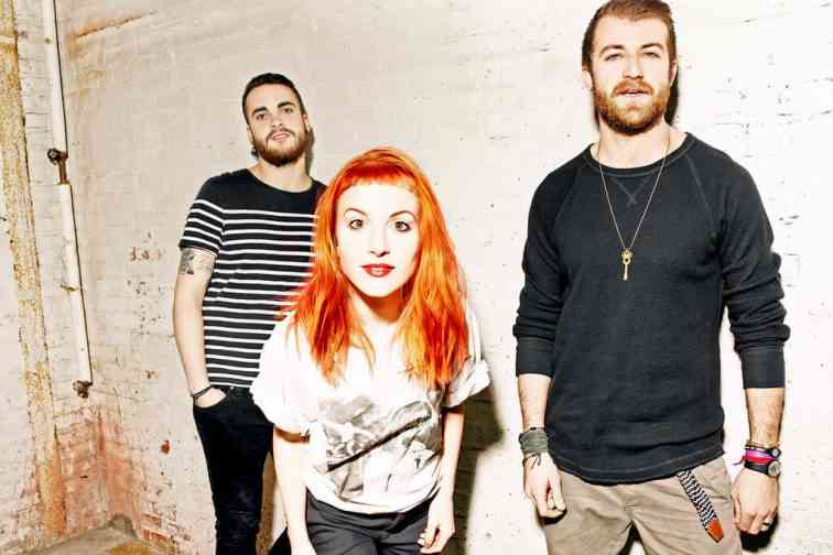 Paramore, ikinci yeni şarkıları 'Told You So'yu piyasaya çıkarttı.