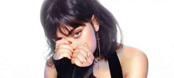 Charli XCX:‘Pop 2’ Mixtape’ini Yayınladı. » Radyo Beykent