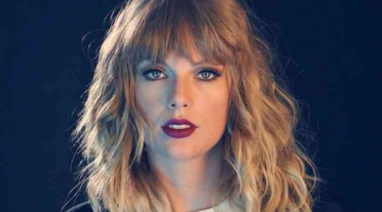 Taylor Swift yok artık dedirtti.