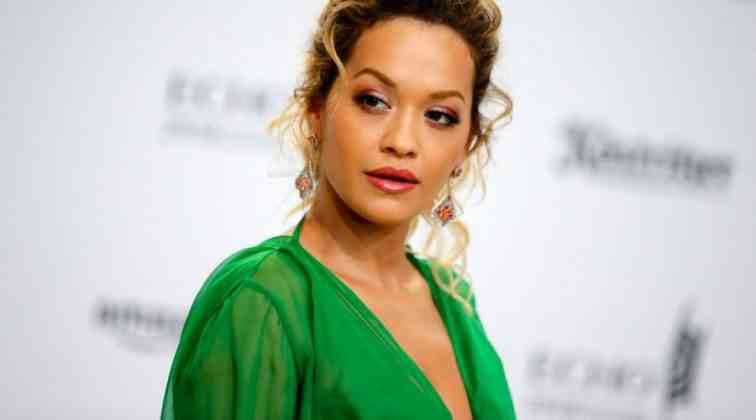 Rita Ora, Jennifer Lopez'i mi benzemeye çalışıyor?