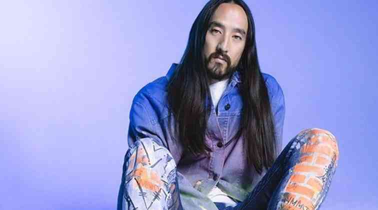 Steve Aoki 'den sanal performans.